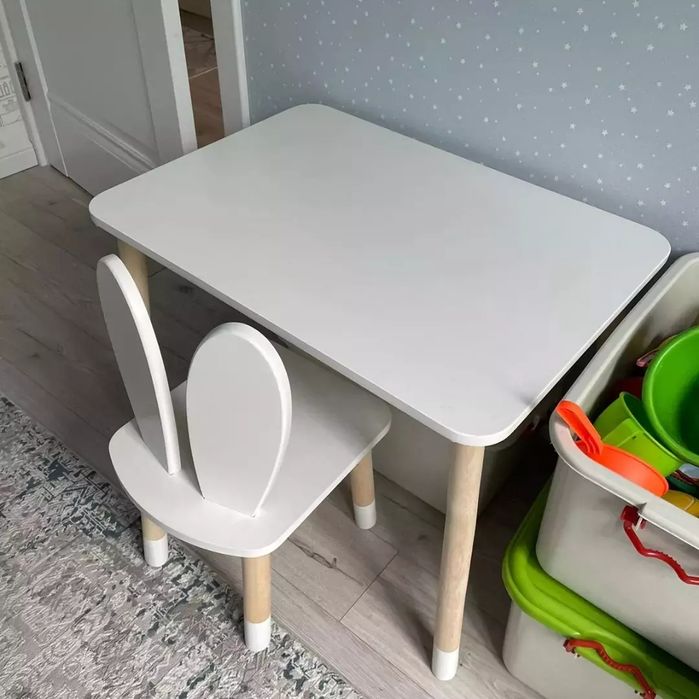 Детские столы и стулья