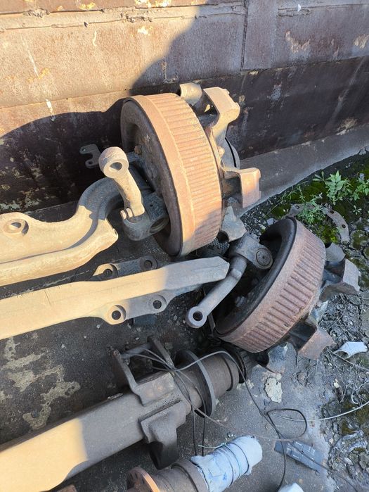 Продам передние балки для  МАЗ