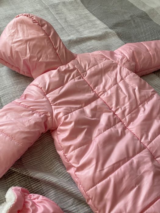 Бебешки зимен космонавт