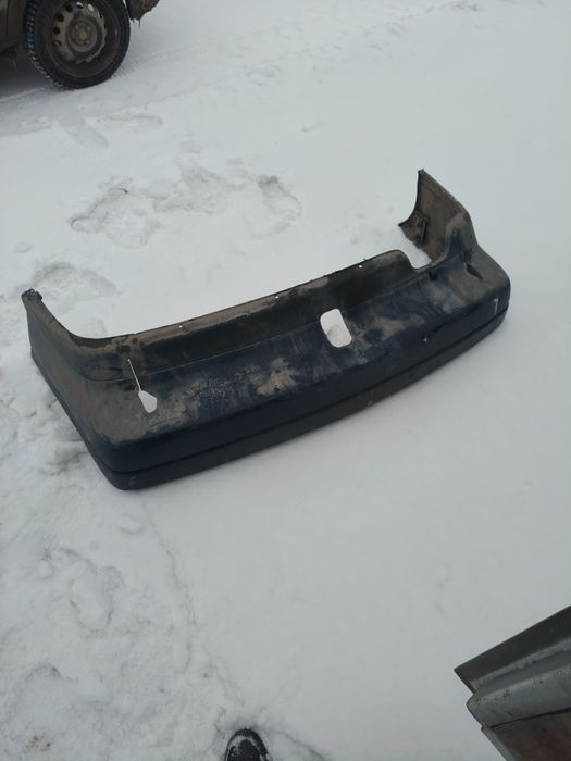 Задний бампер на Пассат Б3/Passat B3