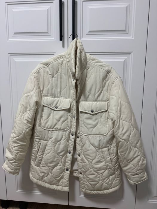 Яке от Бершка размер С