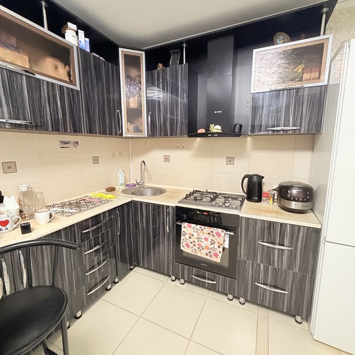 Кухня с техникой