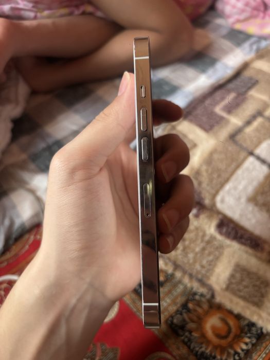 айфон 13 про в отличном состоянии