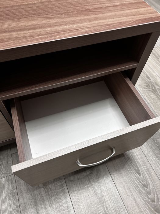 Тумба под телевизор