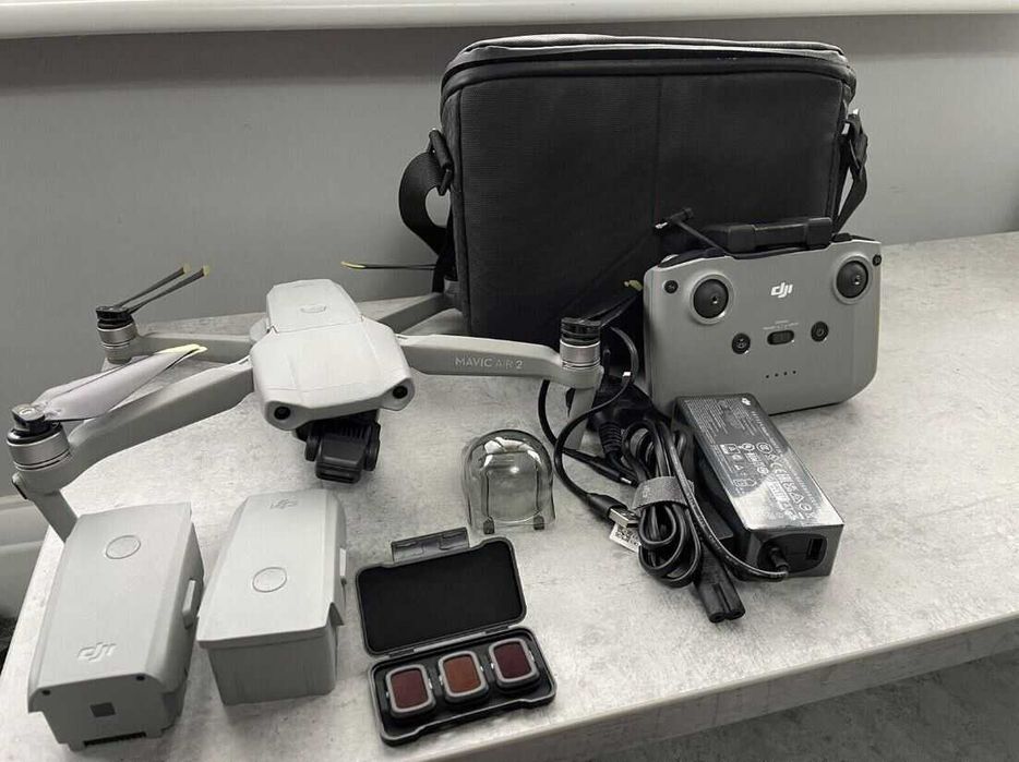 Дрон DJI Mavic AIR 2