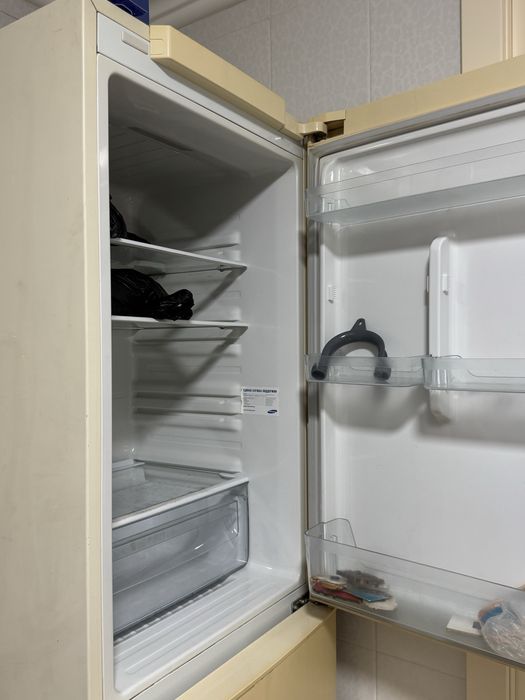 Холодильник Самсунг