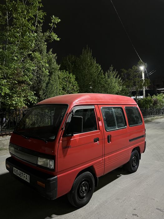 Дамас сотилади 2001