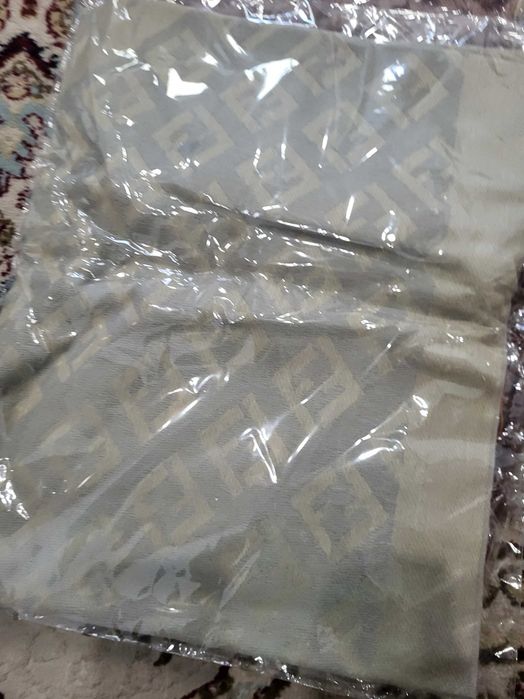 Продам палантины кашемировые