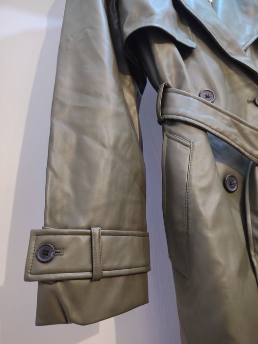 Trench Pull&Bear nou, masura M