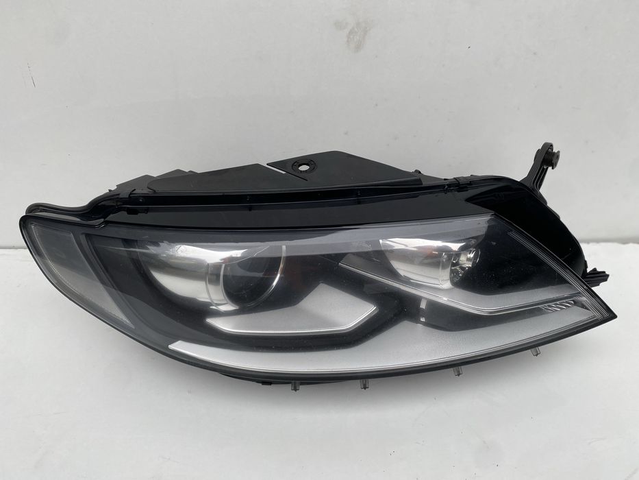 Far st/dr VW  Passat CC Facelift cu xenon (complect) 2012-2015