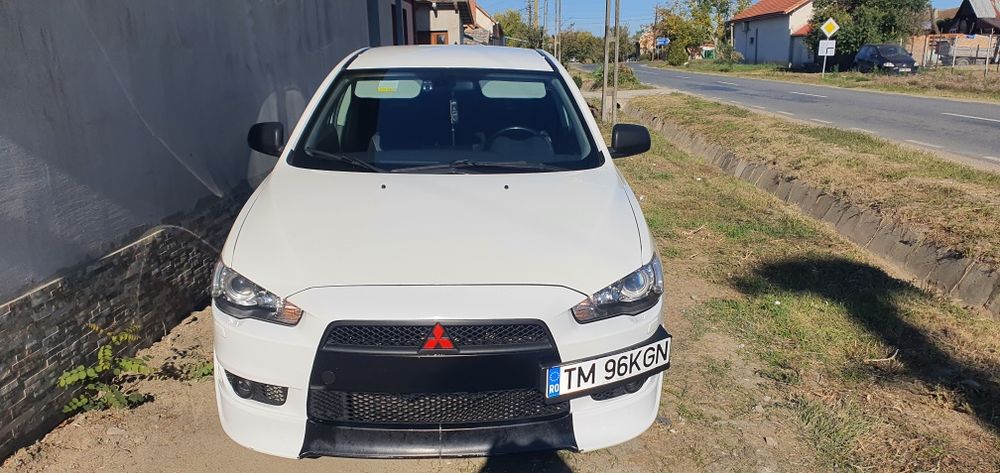 Mitsubishi lancer
