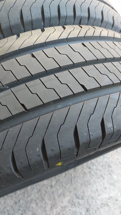 Нови гуми за Бус 225/65/16 C Continental VanContact Eco 4 броя