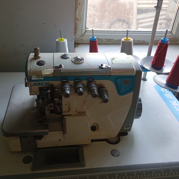 Jak E4s тігін машинасы