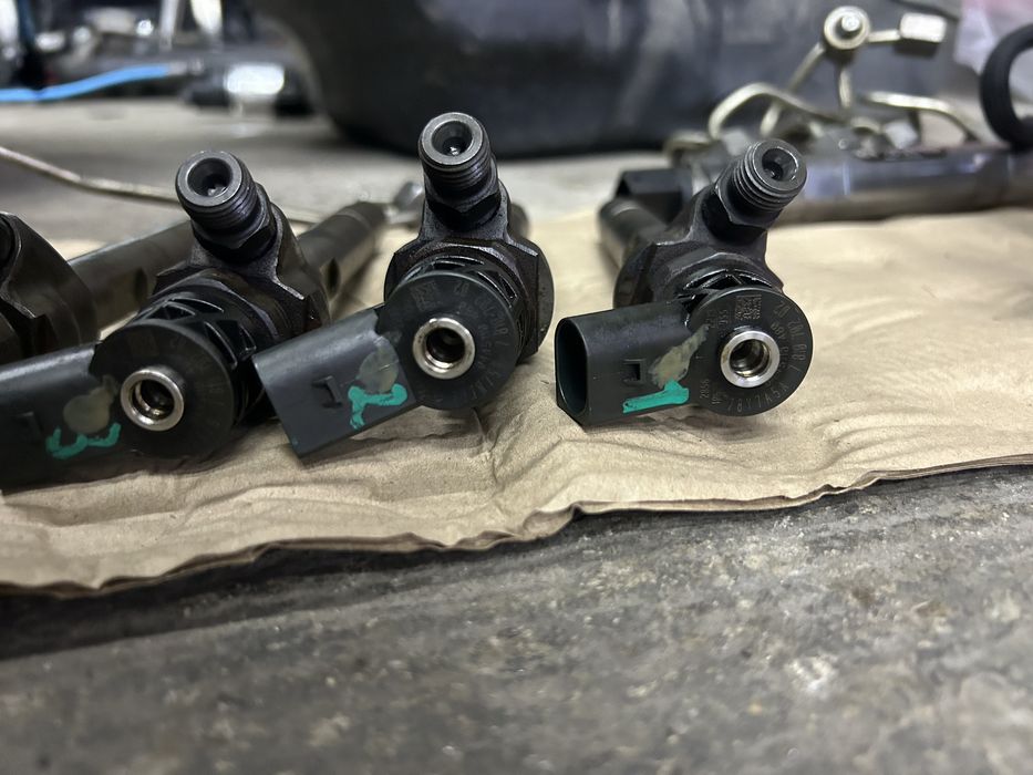 Kit injectie bmw f10 f11 f07 f30 f31 injectoare 184 cai 218 cai
