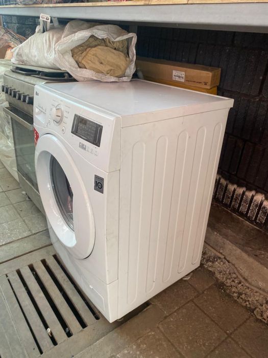 Продам стиралку LG