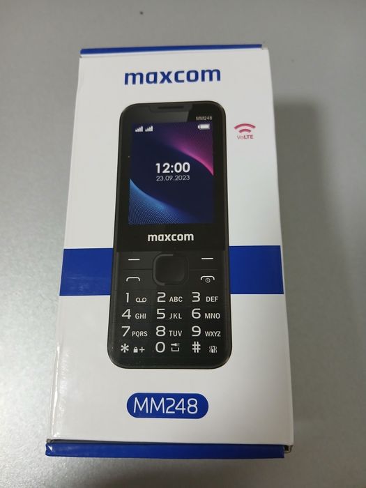 Vând un telefon nou maxcom