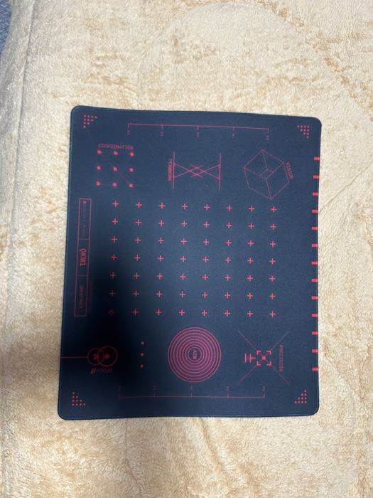 Vand mousepad gaming de la qwertykey 45x40 cm