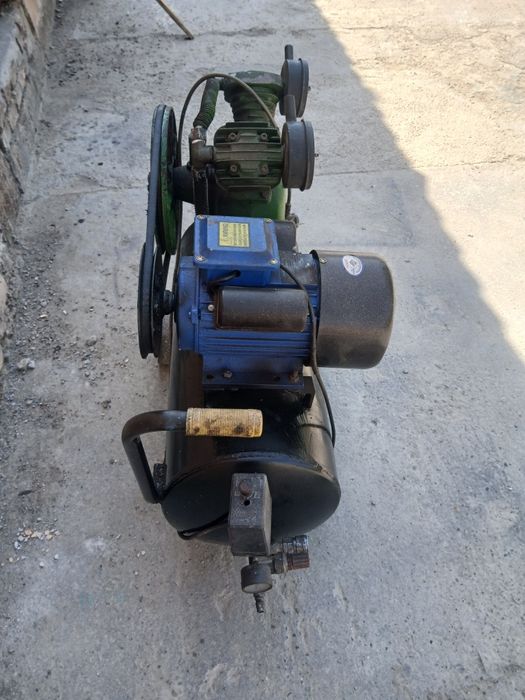 Компрессор сатылады