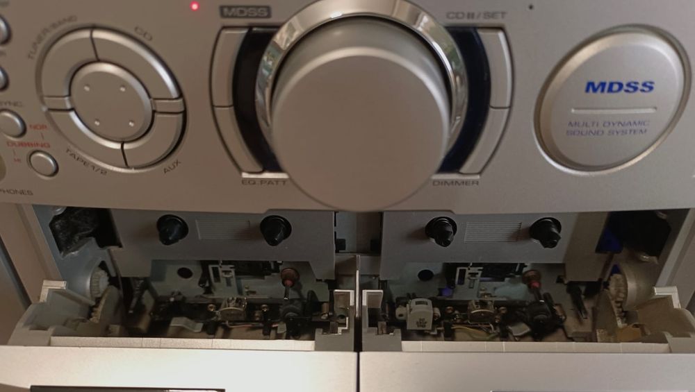 Музыкальный центр LG