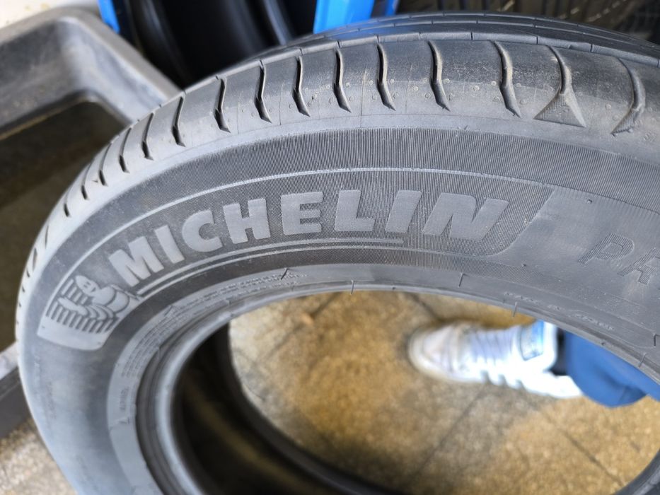 215 65 17 Michelin 4бр.
