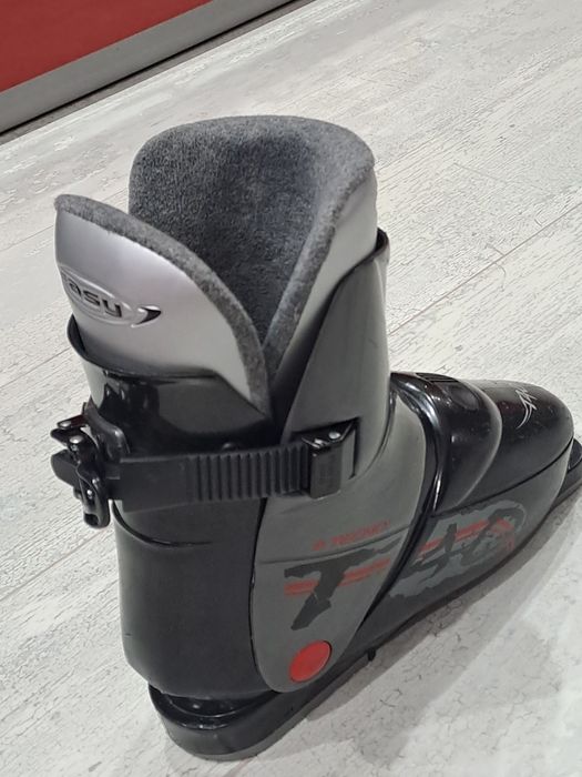 Ски обувки TECHNO-N41 (296mm)