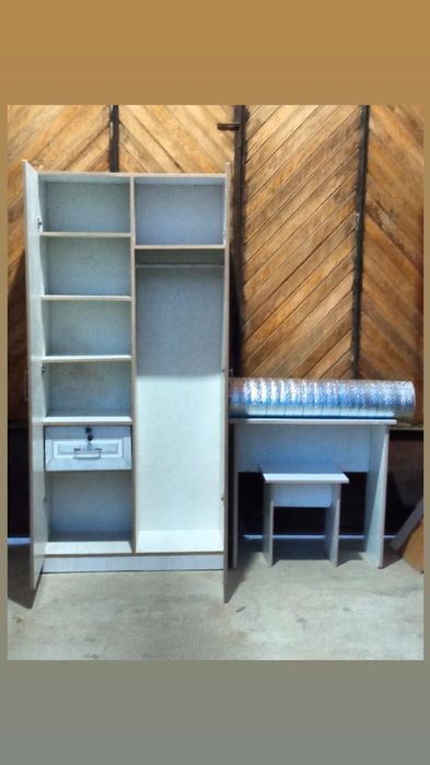 Qoʻl mehnati bilan yasalgan bolalar shkafi