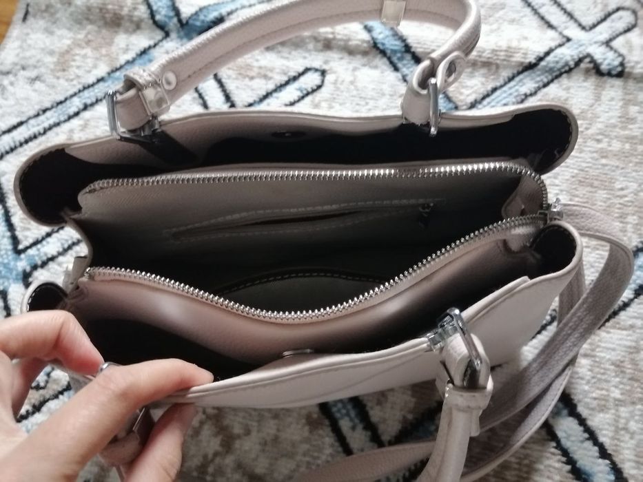 Sumka kattagina 120 000 studentlarga juda mos kelinlargayam