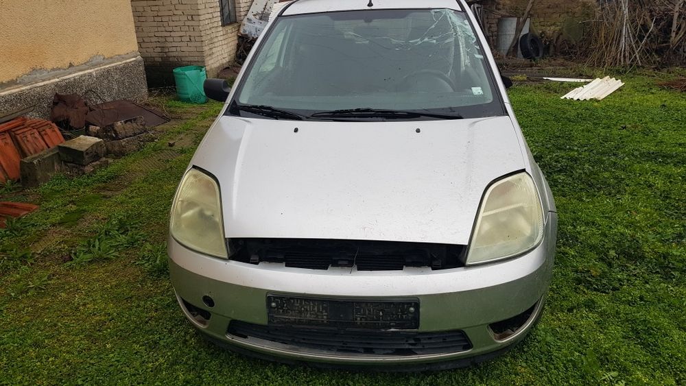 Форд Фиеста 1.25 с газов инжекцион на части