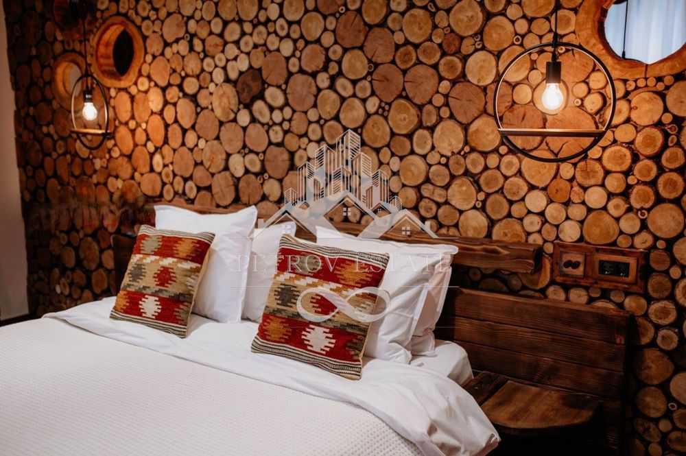 Продава се Тристаен апартамент в Велинград - 180 кв.м за 1084 €/кв.м - Снимка #4