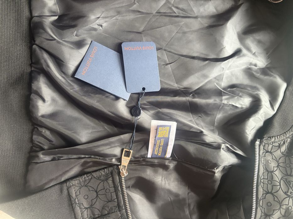 Jacheta Louis Vuitton neagra, XL