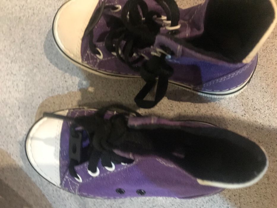 Детски обувки / маратонки / кецове Crocs