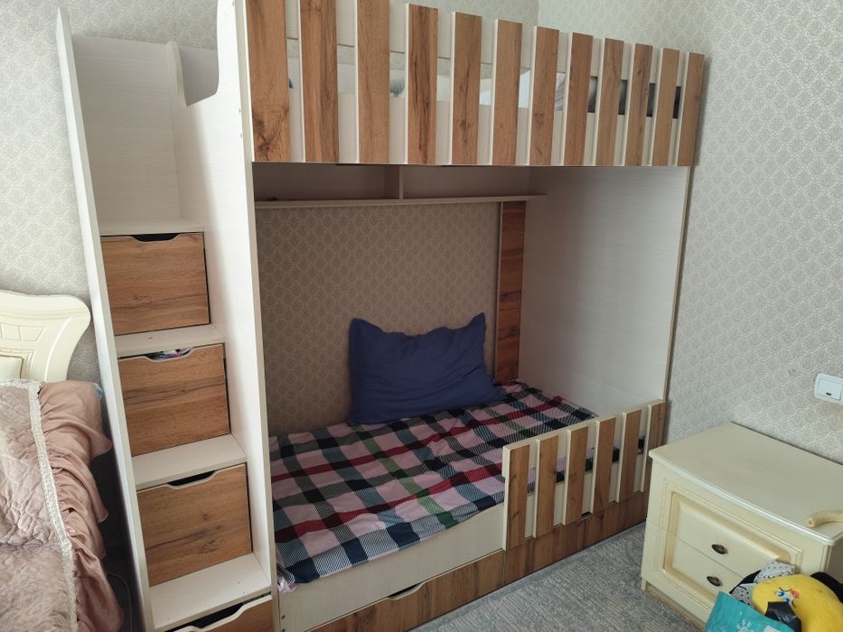 Детская кровать. Двухэтажная кровать