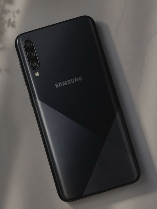 Продам Samsung A30 S