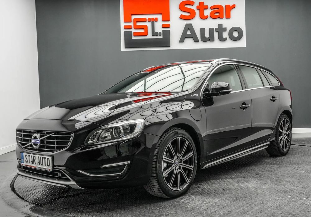 Volvo V60 Hybrid - Posibilitate Rate Avans 0 - Garantie 12 Luni - IMPECABILA