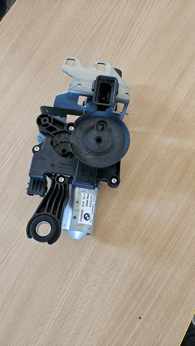Моторче за задна чистачка BMW 3 G21 LCI