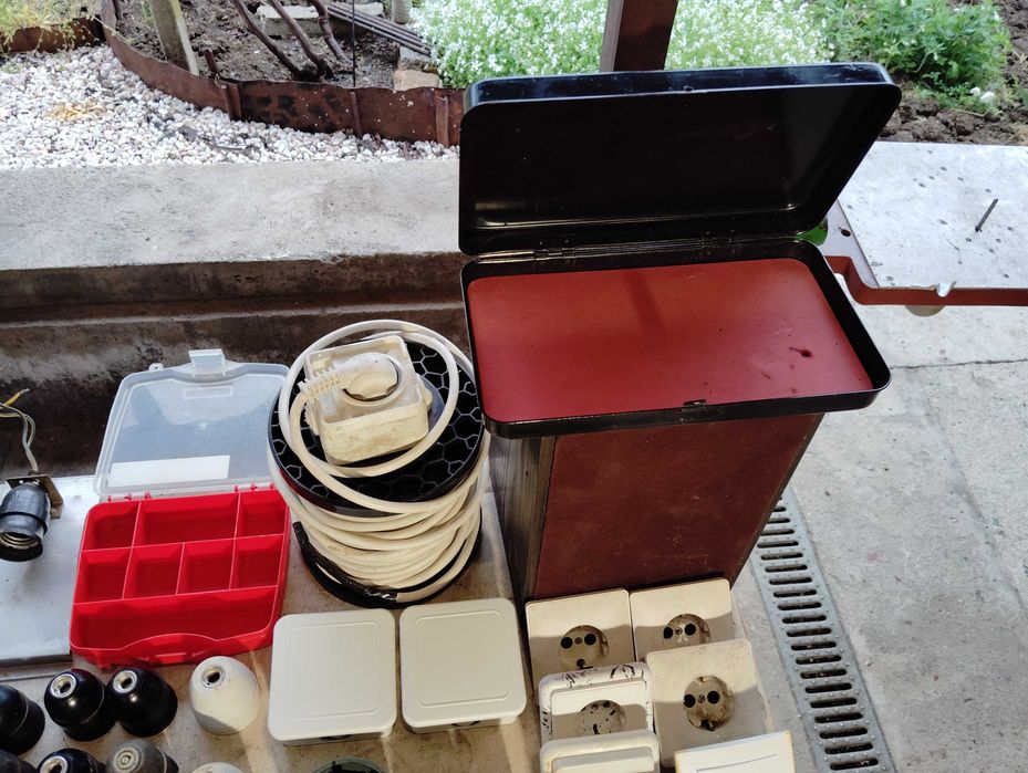 ЛОТ инструменти и ел. части