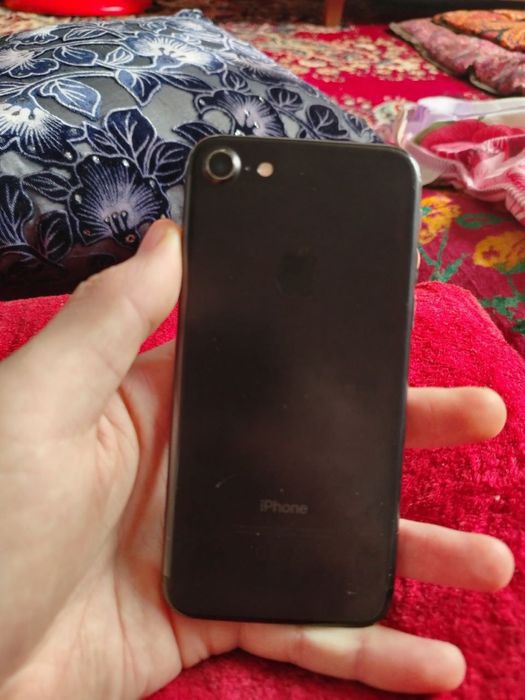 Obmen qilaman Iphone 7    4/32