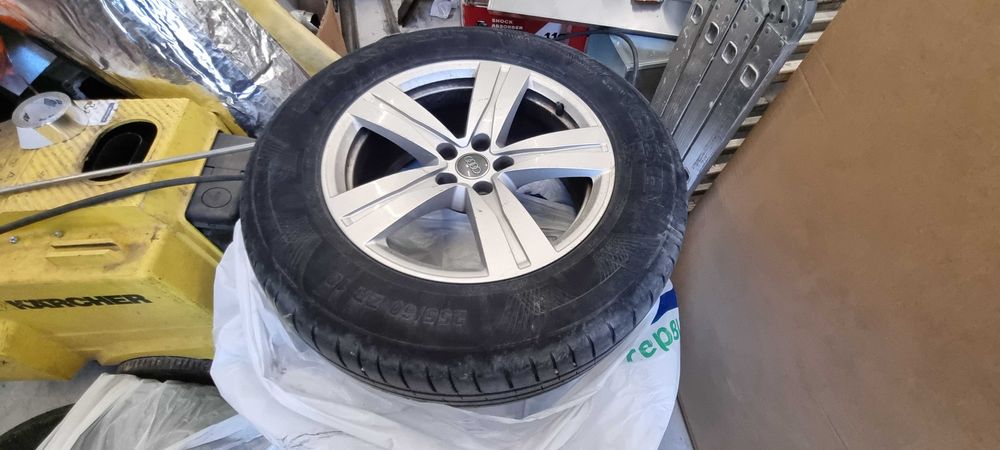 Алуминиеви джанти с гуми  за AUDI Q7 2016 255/60/R19