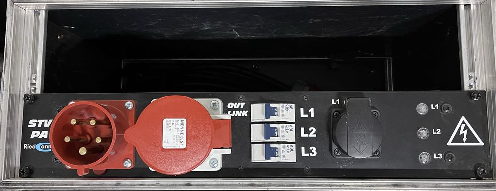 Distribuitor 380 V la 220 V 32A