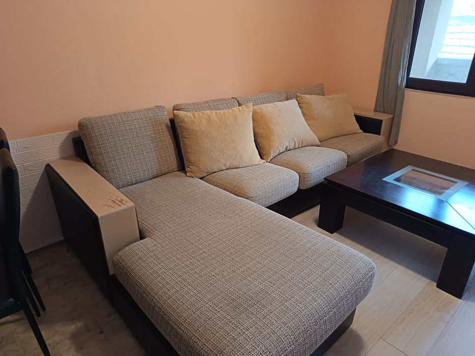 Диван с Лежанка и Холна маса