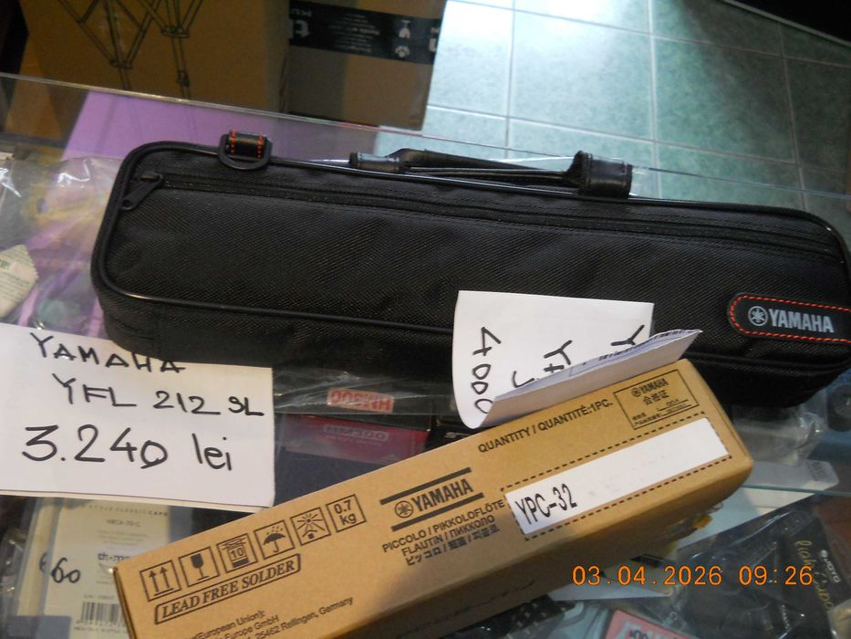 Flaut Yamaha YFL- 212 SL si Piccolo YPC-32
