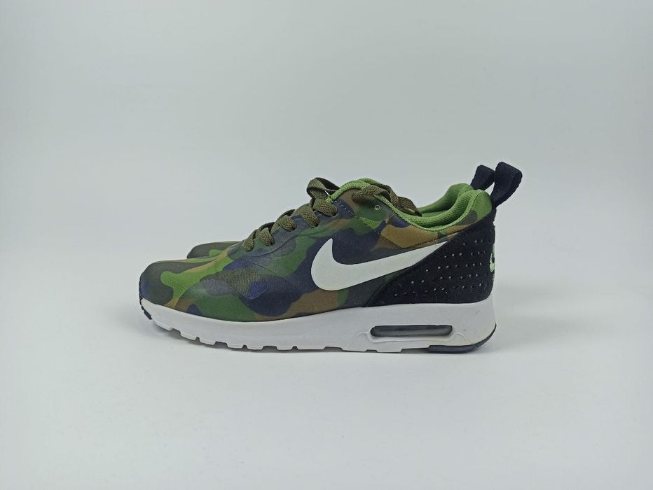 Кроссовки Nike Air Max. 40.5-41 размер. Новое. Сезонность весна-осень