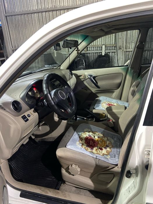 Продам Тойота Raf 4