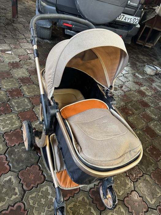 Коляска в хорошем состоянии