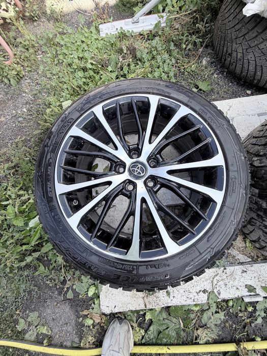 Колеса с дисками Toyota Camry