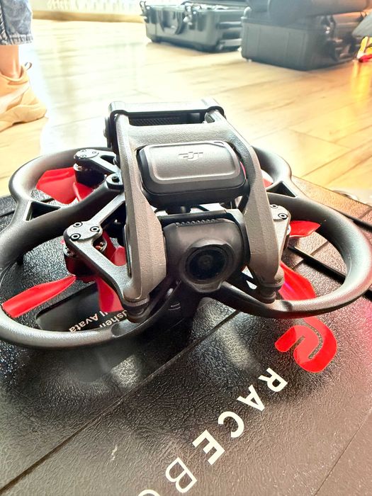 Продавам DJI Avata FPV комплект