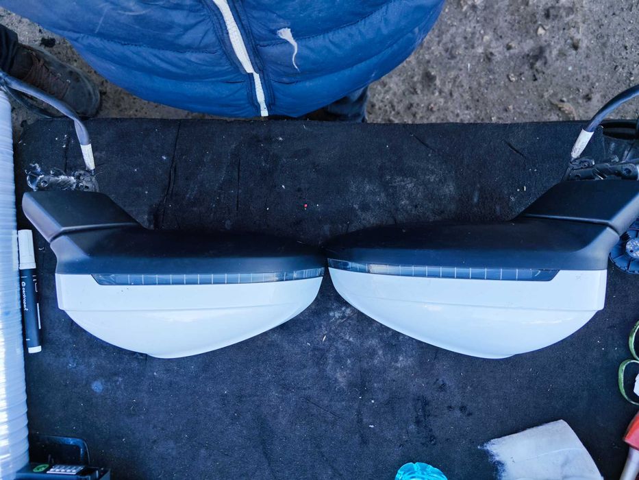 Огледало ляво и дясно огледала Audi A4 B9 2016+ с прибиране