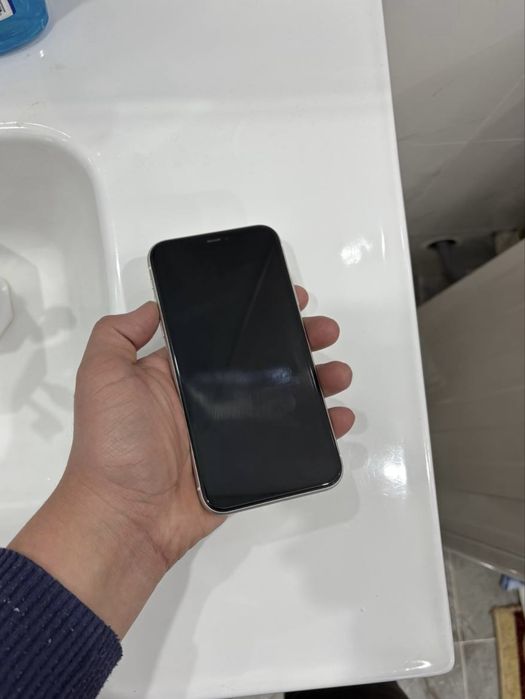 Iphone 11, с грантией