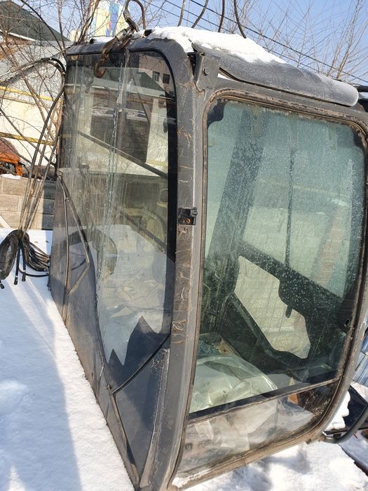 Кабина Hitachi Хитачи