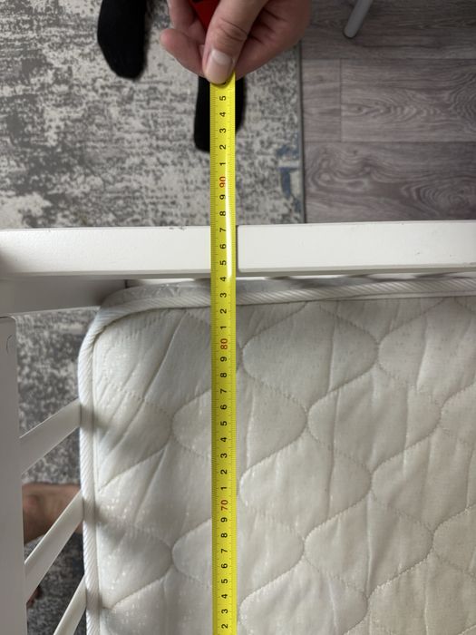 Продам десткую кровать домик